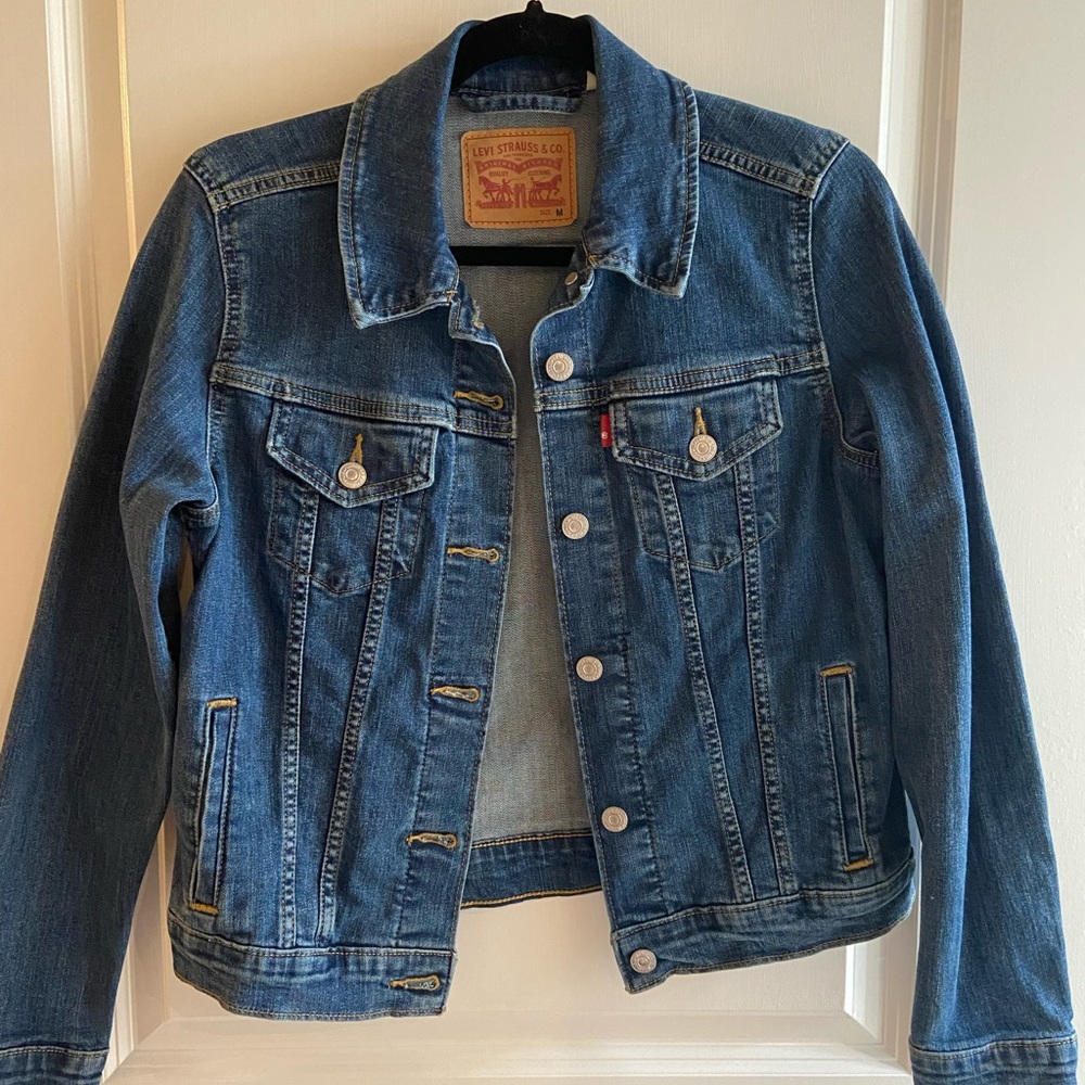 Women’s Levi’s Denim Jacket